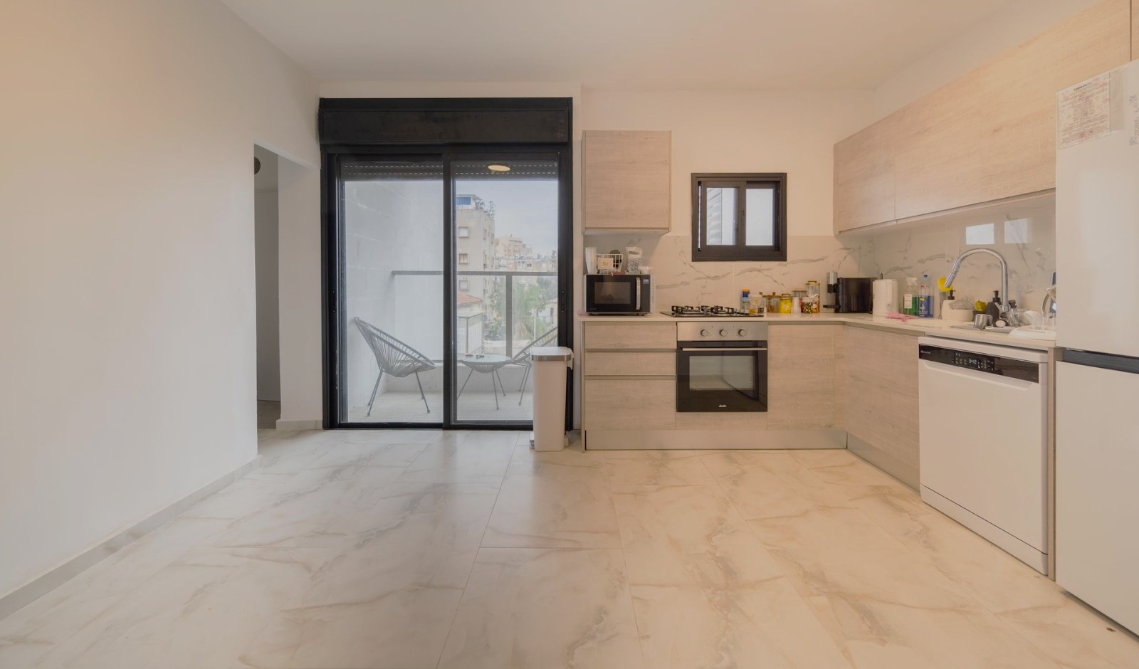 86a77f35-6754-4f1c-a55f-e014ab67d728